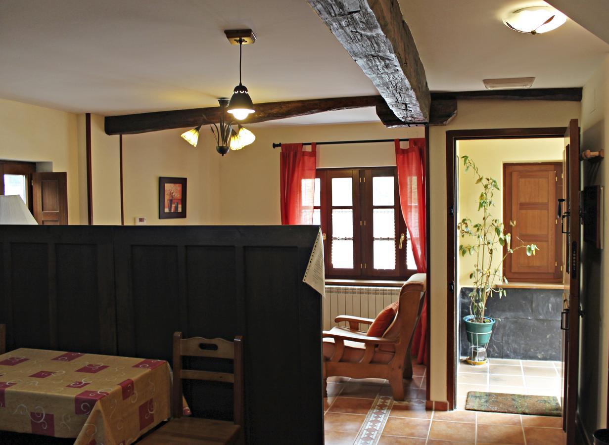 Apartamentos El Llago Boal エクステリア 写真