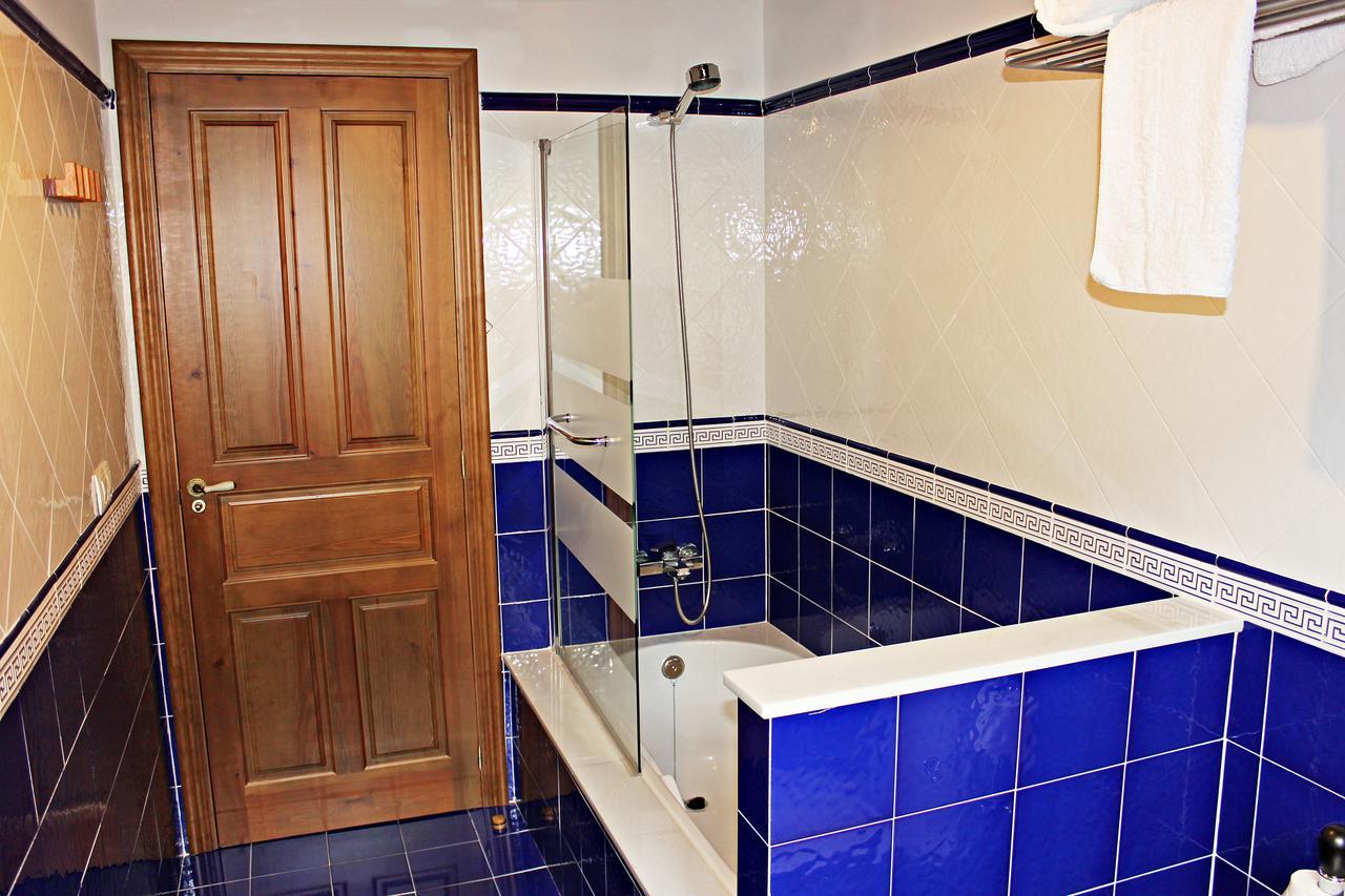 Apartamentos El Llago Boal エクステリア 写真