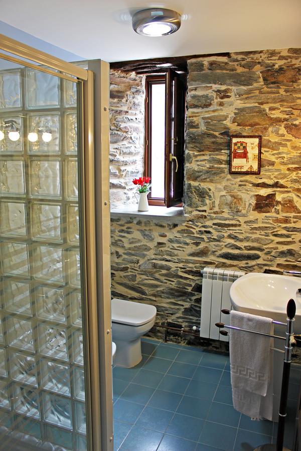 Apartamentos El Llago Boal エクステリア 写真